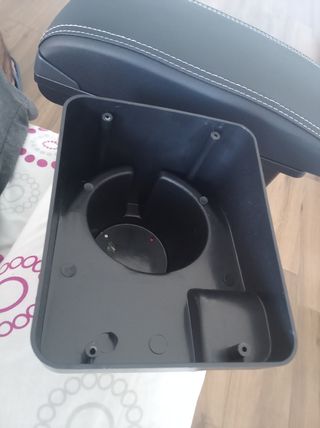 Reposabrazos Clio - Negro