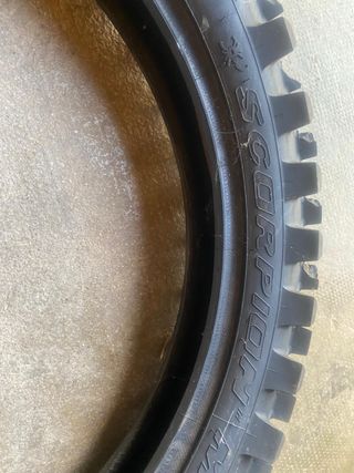 Neumáticos Pirelli Scorpion MX32