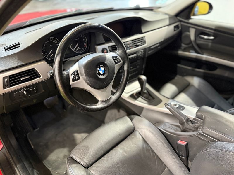 BMW Serie 3 2005, foto 13