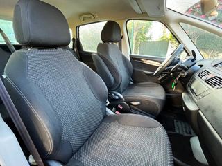 Citroen C4 Picasso 2013 1.6 HDI CMP Seduction 110 