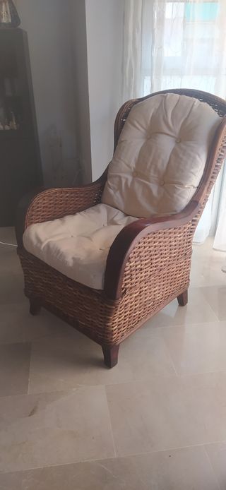 Sillón mimbre marrón beige