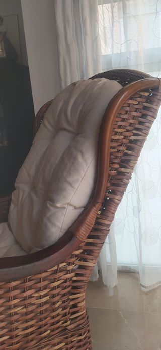 Sillón mimbre marrón beige