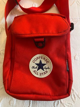 Bolso bandolera Converse rojo