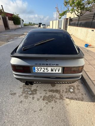 Porsche 944 1981