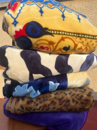 5 mantas microfibra - Variadas