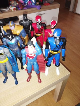Figuras Marvel, DC, Power Rangers...