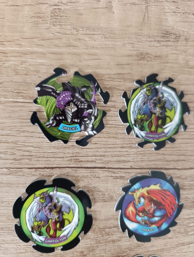 Beyblade Destroy Spinners Tazos Matutano