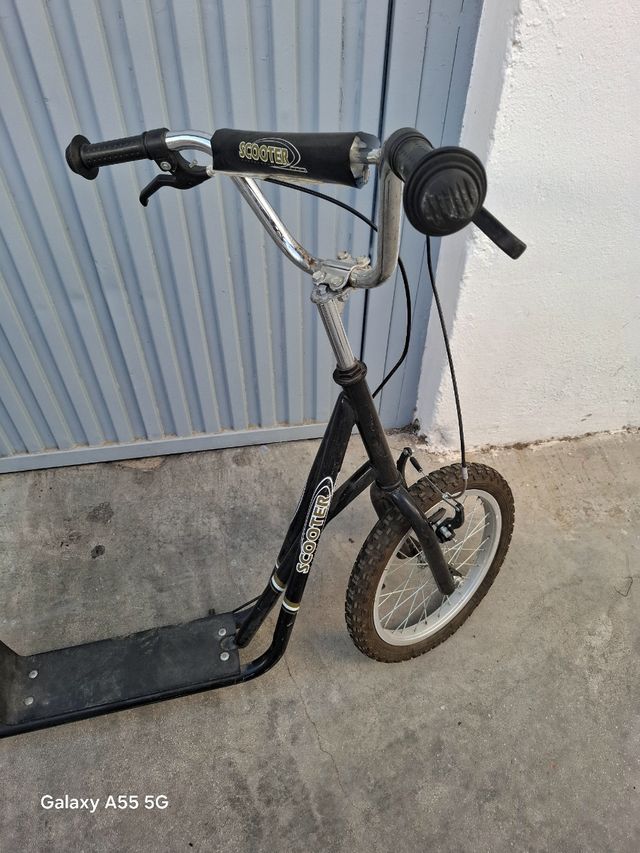 Scooter Infantil con Frenos