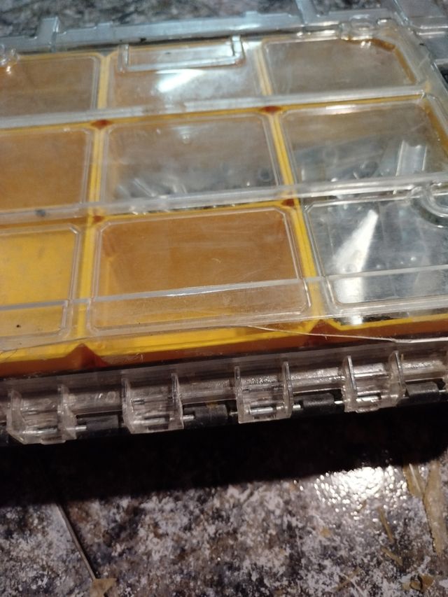 Caja de herramientas y maletines