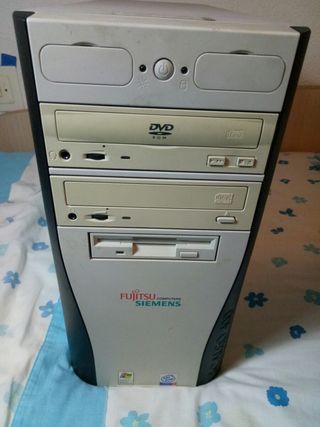 Torre PC Fujitsu Siemens