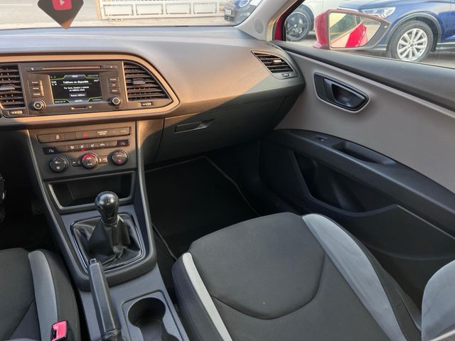 SEAT Leon / 1.6 TDI / Coupe 