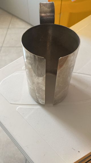 Brocca in metallo argento