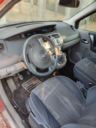 Despiece Renault Scenic 2003