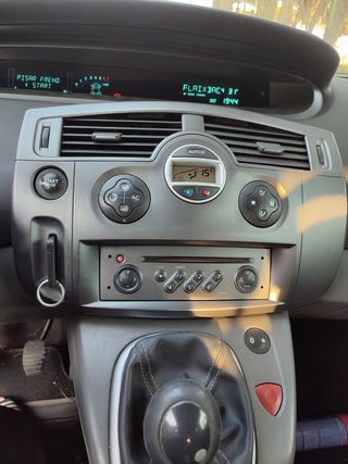 Despiece Renault Scenic 2003