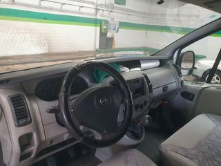 Opel Vivaro 2004