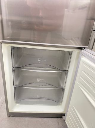 Frigorífico frigorifico combi clase A 185X60CM 