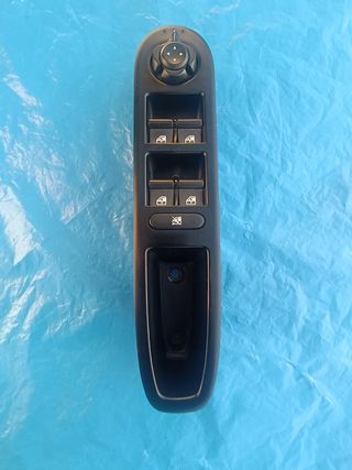 Mando botonera elevalunas del Alfa Romeo 159