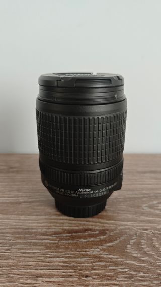 Objetivo Nikon AF-S DX NIKKOR 18-140mm VR