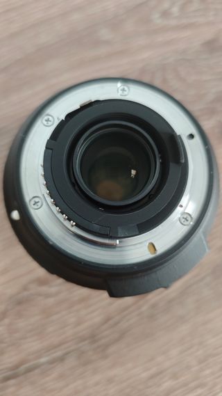 Objetivo Nikon AF-S DX NIKKOR 18-140mm VR