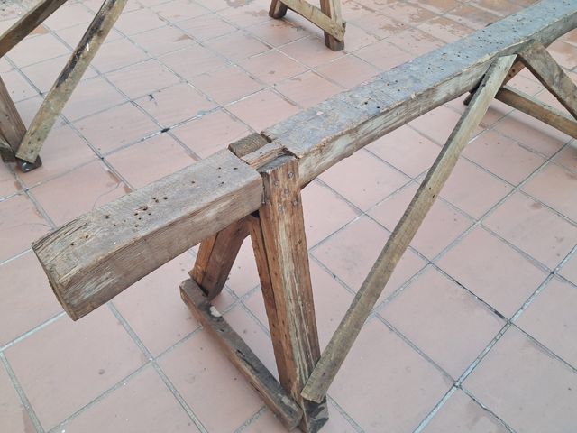 2 Borriquetas / caballetes madera maciza