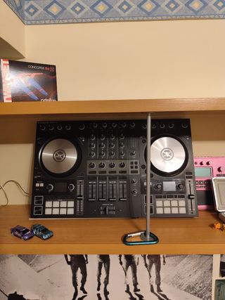 Traktor Kontrol S4 MK3