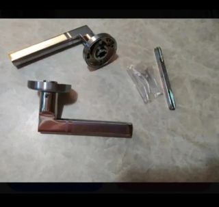 Manilla puerta cromo - nueva