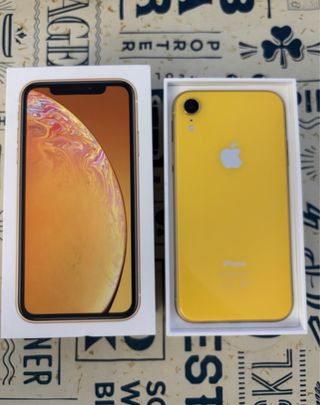 iPhone XR giallo 64 GB