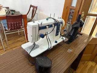 Máquinas coser Alfa y Sigma antiguas