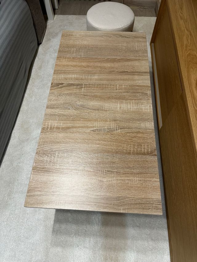 Tavolo pieghevole in legno marrone