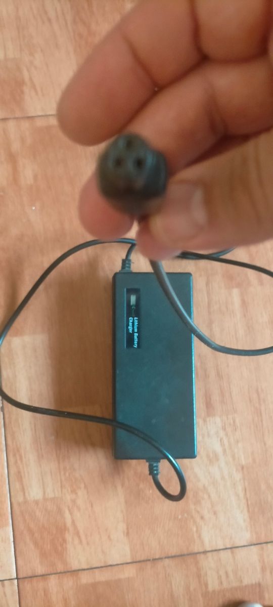 Cargador Hoverboard 42V