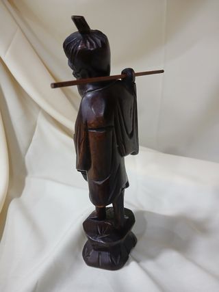 Talla madera anciano oriental