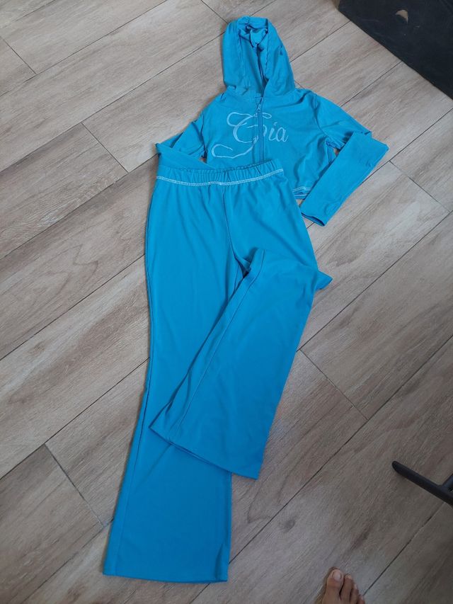 Conjunto deportivo turquesa - Talla M