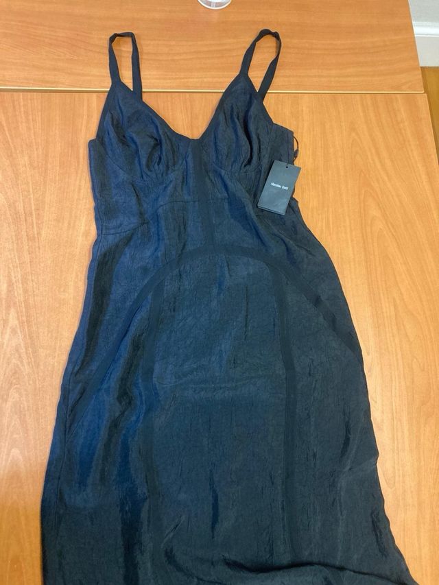 Vestido midi negro Massimo Dutti