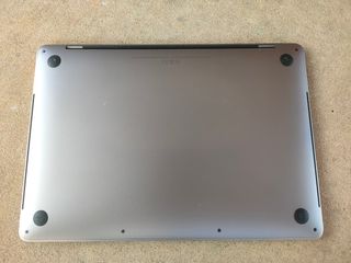 MACBOOK PRO 2020 i5/16GB RAM/512GB SSD