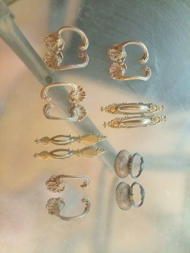 Lote tiradores Bronce - Muebles Antiguos