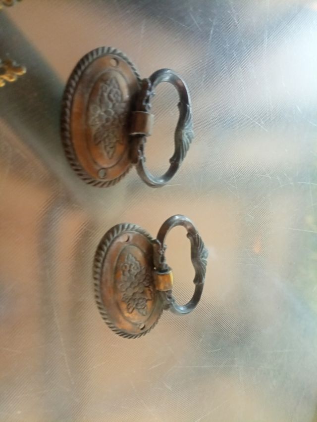 Lote tiradores Bronce - Muebles Antiguos