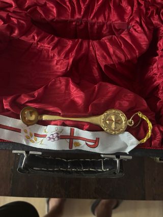 caliz de plata dorada