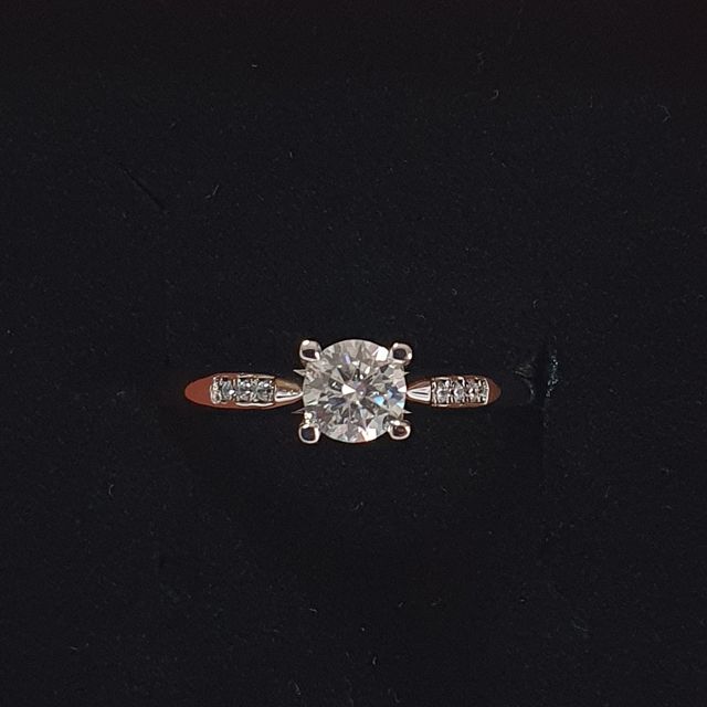 Anillo PLATA Y MOISSANITA. REGALO NAVIDAD.