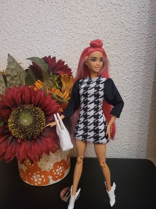 Muñeca Barbie articulada 