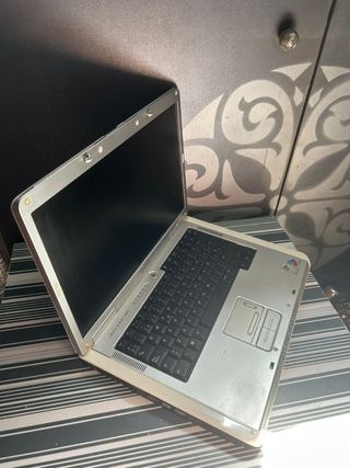 Computer portatile Dell Inspiron 6000 senza batteria