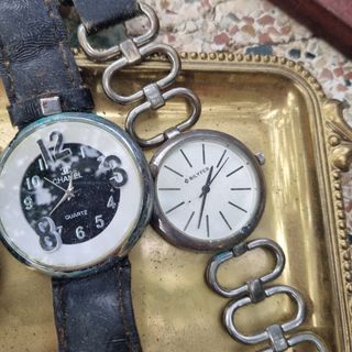 Lote antigüedades: Relojes, máquina coser