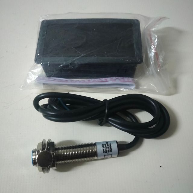 Tacómetro digital + sensor