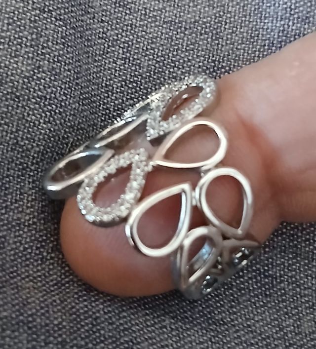 Anillo Plata 925. Mide de diámetro entre 6 y 6,50