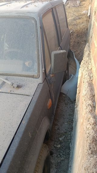 Isuzu Trooper 2000