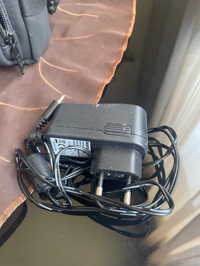 Pentax Optio E85 - 12.1MP