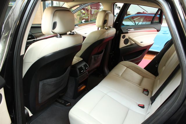 BMW X6 2013