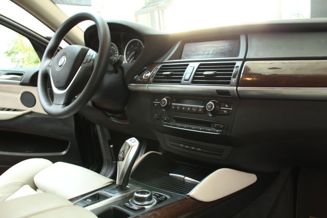 BMW X6 2013