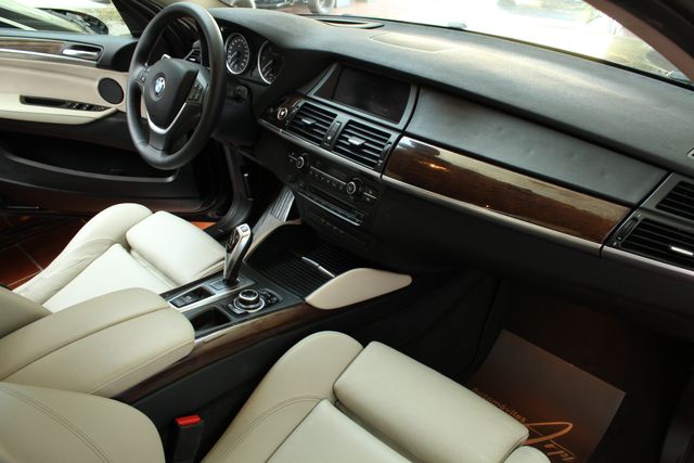 BMW X6 2013
