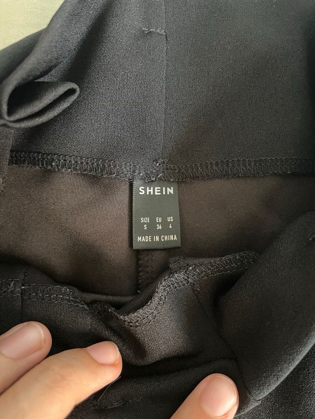 Mini Falda Negra Shein Lazos