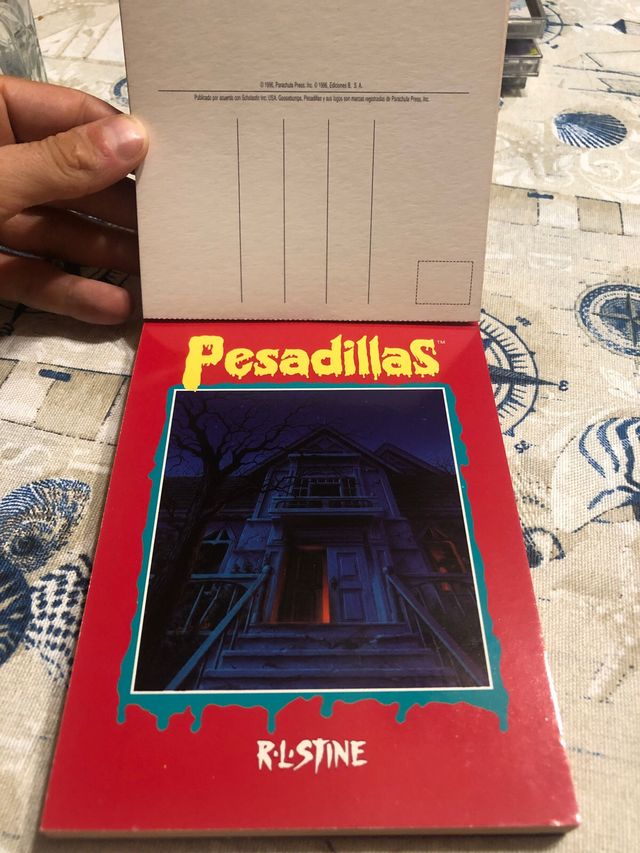 Coleccion de 24 Postales R.L. Stine Pesadillas